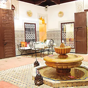زيارة الفندق